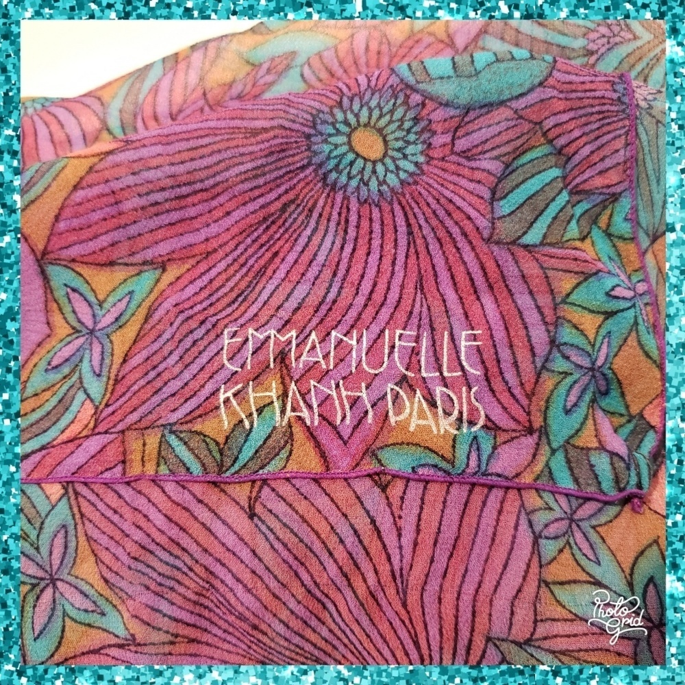 EMANELLE Khanh Paris scarf Beautiful pattern flora